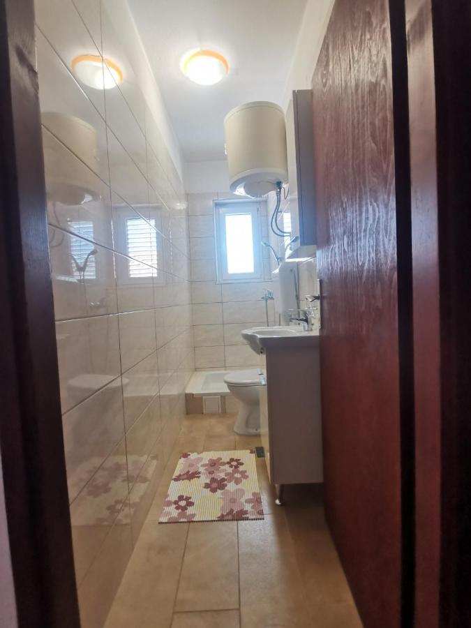 Apartmán Emily Biograd Na Moru Exteriér fotografie