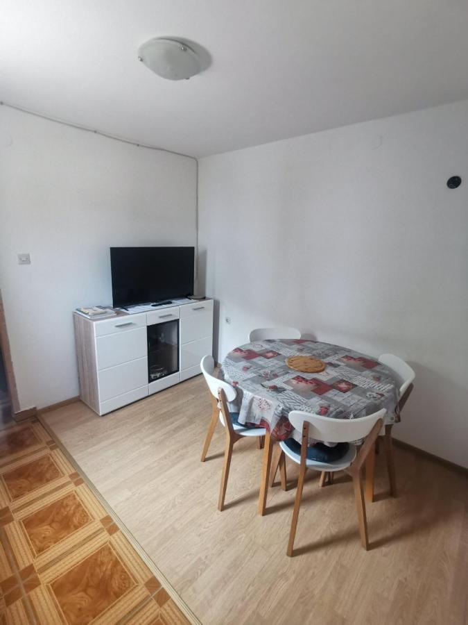 Apartmán Emily Biograd Na Moru Exteriér fotografie