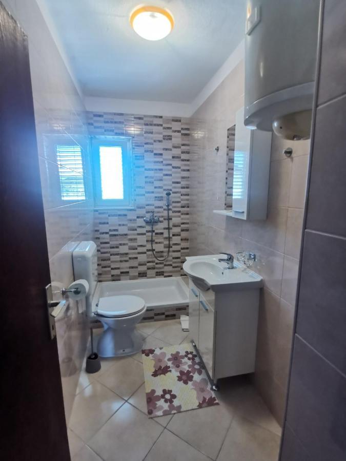 Apartmán Emily Biograd Na Moru Exteriér fotografie